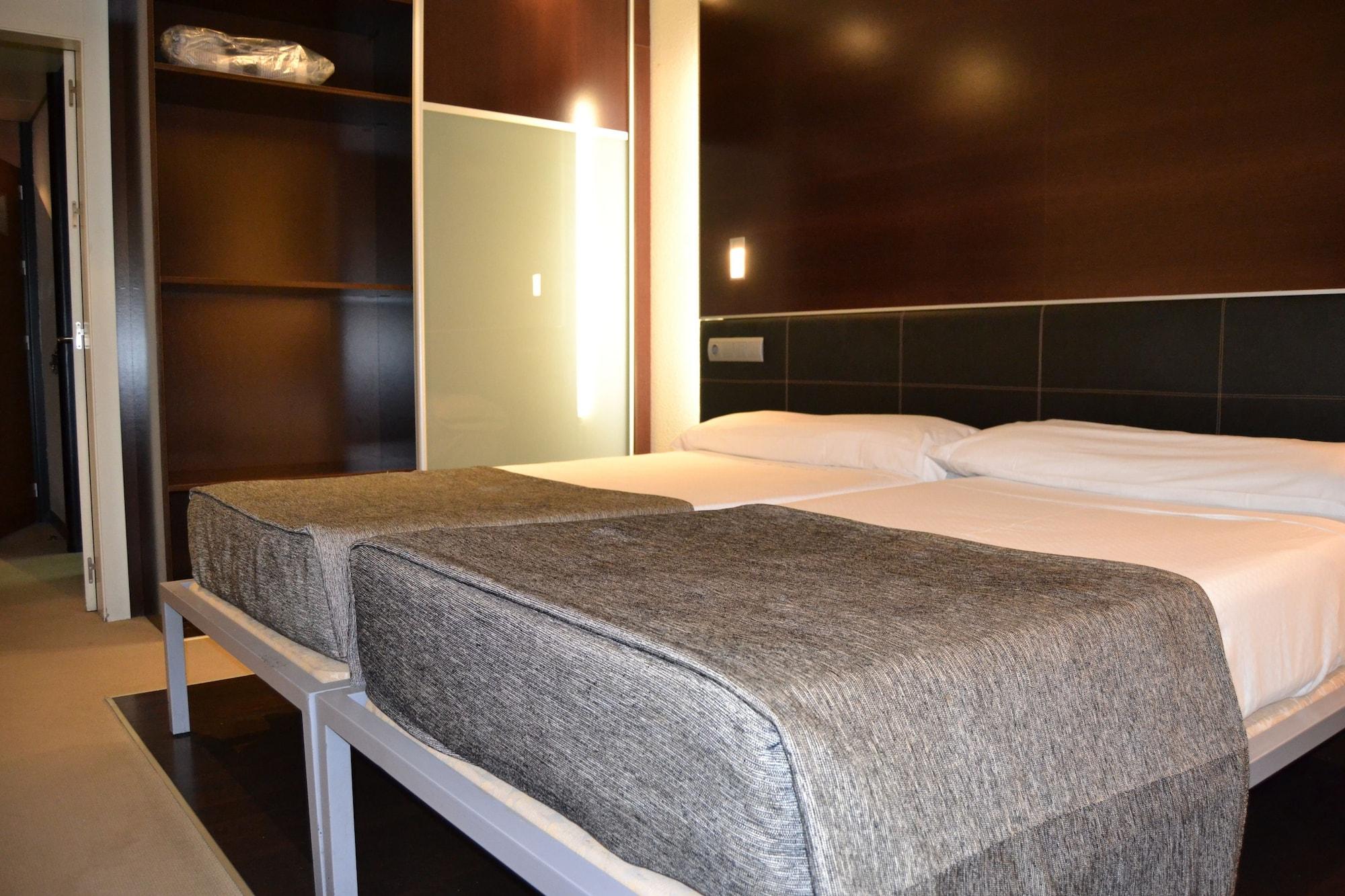 Hotel Ceuta Puerta De Africa Екстер'єр фото