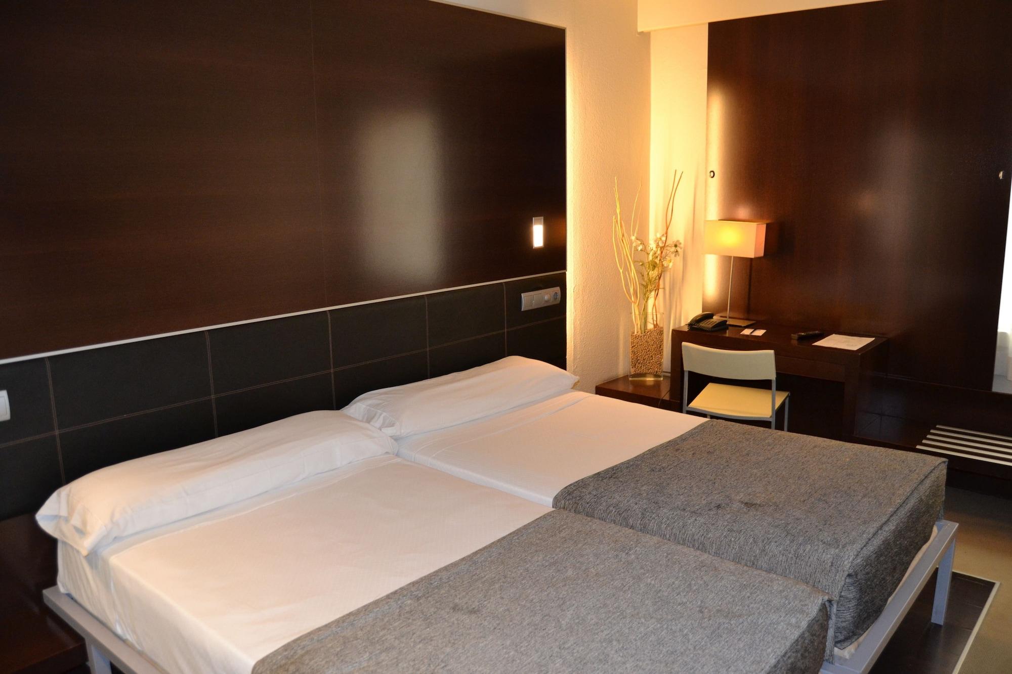 Hotel Ceuta Puerta De Africa Екстер'єр фото